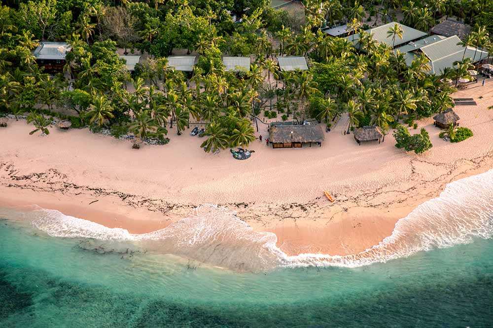 Top island. Остров Фиджи. Архипелаг Фиджи. Остров самых классных классных. Самый безопасный остров.