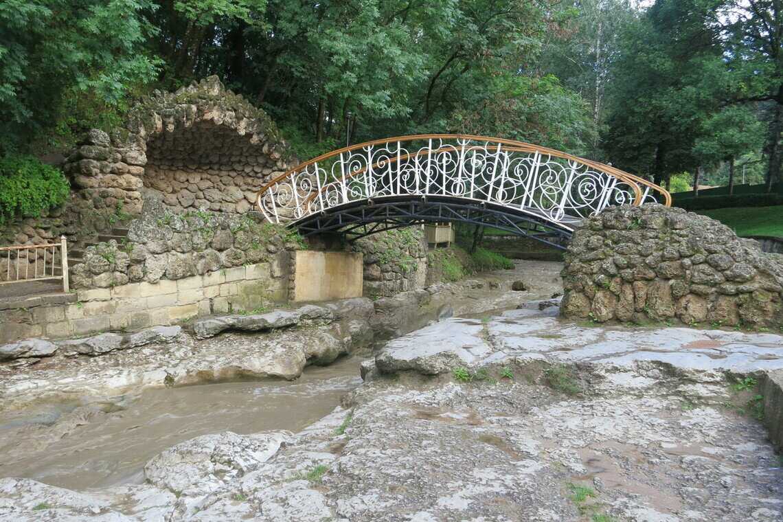 Кисловодск парк мостик Дамский каприз